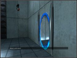 Zejdź po schodach i poczekaj, aż na ścianie z prawej strony otworzy się niebieski portal - Pomieszczenie testowe nr 02 | Portal - Portal - poradnik do gry