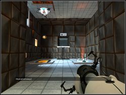 Po wyjściu z windy zobaczysz mechanizm, w którym kula energetyczna wypada z urządzenia przy suficie, po czym odbija się od zamkniętego, pomarańczowego portalu w podłodze - Pomieszczenie testowe nr 06 | Portal - Portal - poradnik do gry