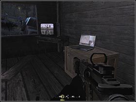 Pierwszy laptop zdobędziesz już na początku zmagań na tym etapie - Zaciemnienie | Materiały wywiadowcze | Call of Duty 4 Modern Warfare - Call of Duty 4: Modern Warfare - poradnik do gry