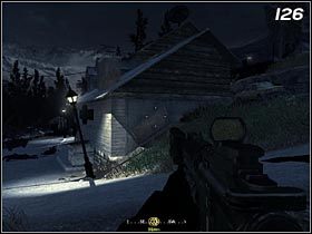 Pozbywszy się wozu opancerzonego, możesz zabrać się za oczyszczanie stojącego nieopodal domu (#126) - Kryjówka | Solucja Call of Duty 4: Modern Warfare - Call of Duty 4: Modern Warfare - poradnik do gry