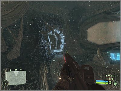 Skieruj się teraz w stronę bardzo charakterystycznych pól siłowych (screen) - Crysis: Misja 7, Core - Odnalezienie miejsca do ewakuacji cz.4 - solucja - Crysis - poradnik do gry