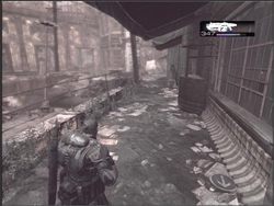 Po wyjściu z budynku skieruj ogień na strzelca stojącego na balkonie - Tick Tick Boom | Akt II Gears of War - Gears of War - PC - poradnik do gry