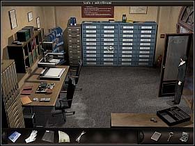 Ta przejrzawszy go, ustali stronę, na której powinny być wymienione przez Ciebie nazwiska - Biblioteka | Dzień 4 | Art of Murder Sztuka Zbrodni - Art of Murder: Sztuka Zbrodni - poradnik do gry