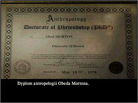 Tuż obok wejścia znajduje się amfora napełniona wodą - Posiadłość Mortonów - Piwnice i Parter (3) | Edward Carnby | Alone in the Dark - Alone in the Dark: Koszmar powraca - poradnik do gry