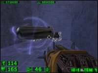 Sekret #1: Zaraz za drugimi wrotami, przed kolczastą pułapką należy stojąc twarzą do drzwi rozwalić ścianę po lewej stronie - 10: Metropolis | Serious Sam Pierwsze starcie - Serious Sam: Pierwsze starcie - poradnik do gry