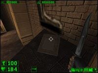 Sekret #2: W sali z dziwnym trójkątem po środku, z którego będą wyskakiwać po kolei przeciwnicy, wejdź na podwyższenie i tam po prawej stronie znajdź małą skocznie, która wyrzuci Sama wprost na zbroje - 04: Dolina Królów | Serious Sam Pierwsze starcie - Serious Sam: Pierwsze starcie - poradnik do gry