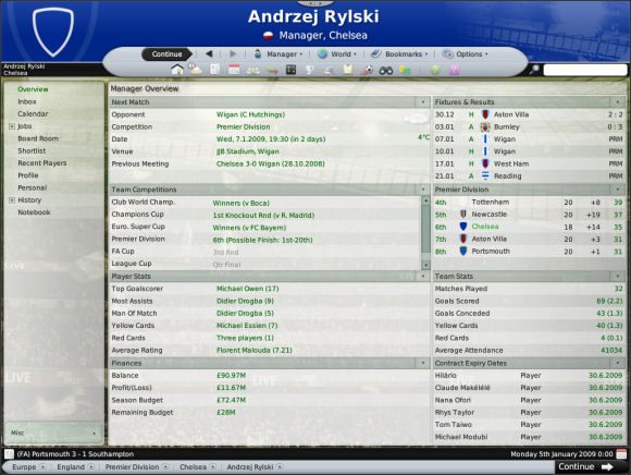 Główny ekran spełnia zadania głównie informacyjne, a wszystko co nam potrzebne do odgrywania swojej roli ukryte jest w zakładce Manager i ikonach widniejących poniżej tej zakładki - Główny ekran - Warsztat pracy menedżera - Football Manager 2008 - poradnik do gry
