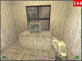 Skręć w lewo (uważaj na cywila) i wyjdź na górę po drabinie, przejdź przez drzwi i udaj się balkonem do następnych znajdujących się na jego końcu - Misja 05 - Irak (1) | Opis przejścia Soldier of Fortune - Soldier of Fortune - poradnik do gry