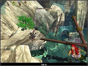 Wylądowawszy, przyjrzyj się leżącej w poprzek drogi kolumnie, po czym po widocznym przed nią drewnianym mostku przejdź w stronę wraku statku (w dół ekranu) - Rozdział III - Katastrofa (cz.1) | Jack Keane - Jack Keane - poradnik do gry