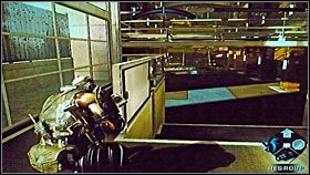 Pod ścianami sali znajdziesz komputery (z niebieskimi ekranami) - Miami | Misje | Army of Two - Army of Two - poradnik do gry