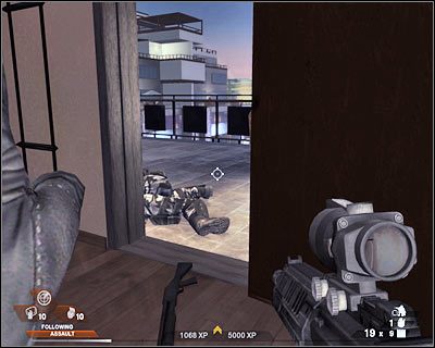 Zbliżasz się do nowego pomieszczenia okupowanego przez terrorystów - Penthouse (cz.2) | Akt 5 - Teatr | Rainbow Six Vegas 2 - Tom Clancys Rainbow Six Vegas 2 - poradnik do gry