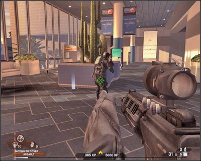 Jeśli masz problemy z odnalezieniem dobrej pozycji do ostrzału, spróbuj podesłać do przodu swoich ludzi - Północna hala (cz.1) | Akt 4 - Centrum konferencyjne | Rainbow Six Vegas 2 - Tom Clancys Rainbow Six Vegas 2 - poradnik do gry