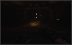 Żeby oszczędzić ci ataku serca - po rozwarciu następnych drzwi rzuci się na ciebie raptor, do którego zaraz dołączą koledzy - [Rozdział] Salt in a Wound | Turok - Turok - poradnik do gry