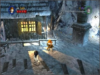 Idź w prawo, pokonując przeciwników - Chapter 2 - Into the Mountains (cz.1) - Poszukiwacze Zaginionej Arki - LEGO Indiana Jones: The Original Adventures - poradnik do gry