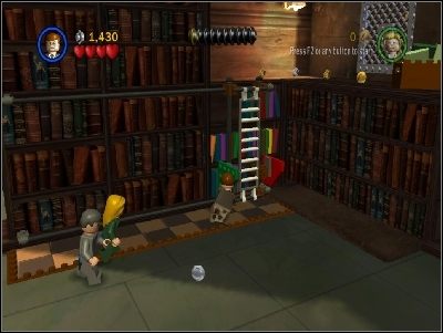 Aby zdobyć drugie pudełko, ułóż z klocków dźwignię przy drabinie po prawej stronie - Chapter 1 - The Hunt for Sir Richard (cz.1) - Ostatnia Krucjata - LEGO Indiana Jones: The Original Adventures - poradnik do gry