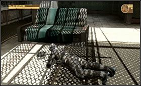 Oprócz min gazowych pełno tu również min przeciwpiechotnych [A] - Middle East - Advent Palace | Akt pierwszy Metal Gear Solid 4 - Metal Gear Solid 4: Guns of the Patriots - poradnik do gry