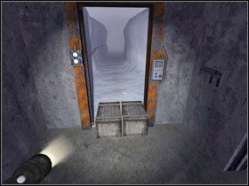 Następnie biegnij do jaskini i aktywuj właz (przycisk po lewej) - Level 05 - Surface Station - Penumbra: Requiem - poradnik do gry