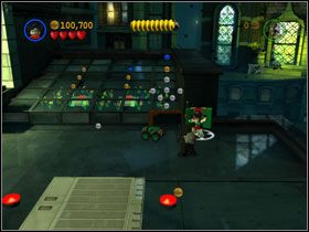 Zniszcz klocki stojące przy szklarni, zbuduj pojazd i pokieruj go Robinem do szklarni - There She Goes Again (cz.3) | Heros Episode 2 | LEGO Batman The Videogame - LEGO Batman: The Videogame - poradnik do gry