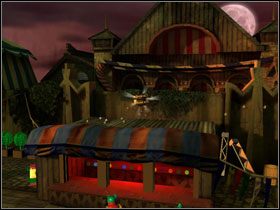 Free Play: Zbij szyby (Sonic Suit), następnie użyj batarangu - pojawi się Kanister (#2) na daszku - Little Fun at the Big Top (cz.1) | Heros Episode 3 | LEGO Batman The Videogame - LEGO Batman: The Videogame - poradnik do gry