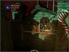 By dostać Kanister (#5) , zniszcz czerwoną szybę batarangiem i wyskocz po niego - Little Fun at the Big Top (cz.2) | Heros Episode 3 | LEGO Batman The Videogame - LEGO Batman: The Videogame - poradnik do gry