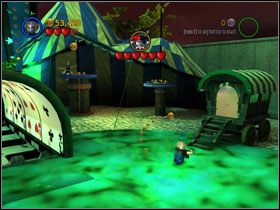 Free Play: Przejdź postacią odporną na toksyny po prawej, następnie wyskocz po ostatni Kanister (#10) - Little Fun at the Big Top (cz.2) | Heros Episode 3 | LEGO Batman The Videogame - LEGO Batman: The Videogame - poradnik do gry