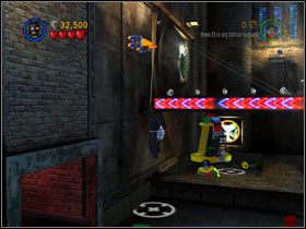 Wyjdź na daszek baru i zbuduj linę - In the Dark Night (cz.2) | Heros Episode 3 | LEGO Batman The Videogame - LEGO Batman: The Videogame - poradnik do gry