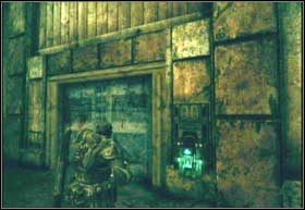 W ostatnim pomieszczeniu uruchom przełącznik - Paskudna tajemnica | Nadciągająca burza | Gears of War 2 - Gears of War 2 - poradnik do gry