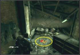 W sali operacyjnej, po prawej stronie znajdziesz krótki korytarz i drzwi, a w środku kartę medyczną szpitala Nowa Nadzieja - Pochodzenie (cz.1) | Nadciągająca burza | Gears of War 2 - Gears of War 2 - poradnik do gry