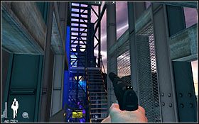 Po drugiej stronie przejścia znajdują się kolejne schody, wejdź po nich - Etap III - Opera House (cz.2) | Quantum of Solace - Quantum of Solace - poradnik do gry