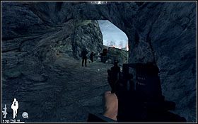 Dotrzesz w ten sposób do miejsca, gdzie stacjonują dwaj wrogowie - Etap IV - Sink Hole | Quantum of Solace - Quantum of Solace - poradnik do gry