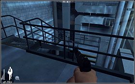 Idąc dalej, trafisz na klatkę schodową - skorzystaj ze schodów i zejdź po nich - Etap VIII - Science Center Interior (cz.1) | Quantum of Solace - Quantum of Solace - poradnik do gry