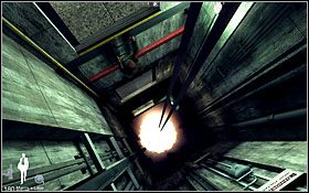 Gdy to uczynisz, musisz szybko wbiec na schody, a nimi opuścić szyb - Etap VIII - Science Center Interior (cz.2) | Quantum of Solace - Quantum of Solace - poradnik do gry