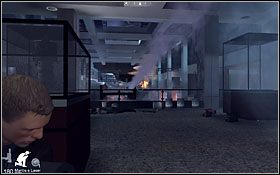 Niestety, opuszczając windę, trafisz z deszczu pod rynnę [05] , czyli pod kolejny ostrzał - Etap VIII - Science Center Interior (cz.2) | Quantum of Solace - Quantum of Solace - poradnik do gry