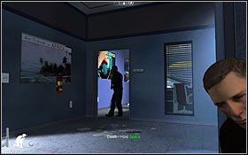 Najlepiej zrobić to w momencie pokazanym na zdjęciu - Etap IX - Miami Airport (cz.1) | Quantum of Solace - Quantum of Solace - poradnik do gry