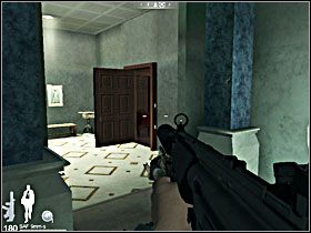 Po wyeliminowaniu wszystkich skieruj się do drzwi po lewej stronie - Etap XI - Casino Royale (cz.2) | Quantum of Solace - Quantum of Solace - poradnik do gry