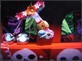 Mijamy checkpoint i skaczemy na platformę, zawieszoną na sprężynach - 1. The Wedding Reception | The Wedding | LittleBigPlanet - LittleBigPlanet - poradnik do gry