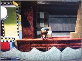 Gdy dotrzemy na powierzchnię, zbieramy Scary Mouth, Hello Card i Waffle (za kartonami) i kończymy poziom - 2. Subway | The Metropolis | LittleBigPlanet - LittleBigPlanet - poradnik do gry