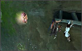 Po znajdujących się po obu stronach pomieszczenia kolumnach przeskocz na ściany, a stamtąd ku czerwonym okręgom - Ogrody Królewskie - Ziarna Światła | Pałac Królewski | Prince of Persia - Prince of Persia - poradnik do gry