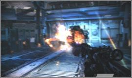 Musisz się dostać na pokład dział przeciwlotniczych, ale ponieważ Helghaści są niebezpiecznie blisko mostku, musisz odeprzeć najeźdźców - Krążownik | Misje Killzone 2 - Killzone 2 - poradnik do gry