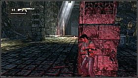Dwójka udała się dalej przejściem w ruinach - Rozdział 3 A Suprising Find | Przygoda | Solucja Uncharted Drakes Fortune - Uncharted: Drakes Fortune - poradnik do gry
