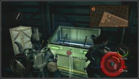 Sheva wystrzeli w stronę Weskera, a my musimy jak najszybciej strzelić w trzymaną przez niego rakietę - Bridge Deck (6-3) | Opis przejścia Resident Evil 5 - Resident Evil 5 - poradnik do gry