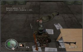 Zawór który musimy odkręcić znajdziemy nieco po lewej [1] , patrząc z perspektywy wyjścia z pomieszczenia z doktorkiem [04] - [Opis przejścia] Instalacja CW w Nordsig | Sniper Elite Berlin 1945 - Sniper Elite: Berlin 1945 - poradnik do gry