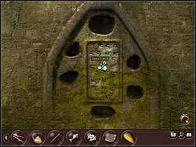 Teraz przygląda się uważnie wyrytym w kamieniu znakom (kliknij napis 2xPPM) - Indonezja - Dżungla (cz.2) | Tajne akta 2 Puritas Cordis - Tajne akta 2: Puritas Cordis - poradnik do gry