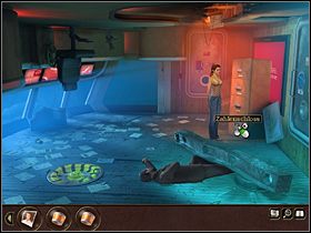 Po prawej stoi zamknięta na zamek cyfrowy szafka z szufladami - Morze Północne - Zatopiony statek | Tajne akta 2 Puritas Cordis - Tajne akta 2: Puritas Cordis - poradnik do gry