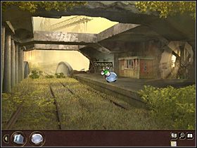 Na zewnątrz najpierw udaje się do parku (mapka), gdzie do uszkodzonej piłki nabiera wody z fontanny - Francja- Paryż (cz.5) | Tajne akta 2 Puritas Cordis - Tajne akta 2: Puritas Cordis - poradnik do gry