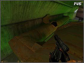 Zabij przebywającego tutaj stwora i użyj drabiny [#145] , by wdrapać się na górę - [Opis przejścia Half-Life] Blast Pit - cz. 1 - Half-Life - poradnik do gry