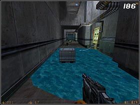 Idź przed siebie i zatrzymaj się przed kałużą wody - [Opis przejścia Half-Life] Blast Pit - cz. 3 - Half-Life - poradnik do gry
