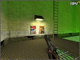 Nadszedł czas na kolejny spacer po rurach, ale zanim ruszysz w dalszą drogę, zejdź po drabinie na małą platformę, gdzie znajduje się aparat medyczny i urządzenie regenerujące kombinezon [#194] - [Opis przejścia Half-Life] Blast Pit - cz. 3 - Half-Life - poradnik do gry