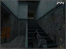 Przeskocz przez szynę i skieruj się do drugiego toru, gdzie przed chwilą przebywali Vortigaunci - [Opis przejścia Half-Life] On a Rail - cz. 2 - Half-Life - poradnik do gry