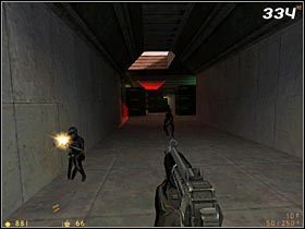 W okolicy znajduje się kilka kobiet odzianych w szare, obcisłe kombinezony, które spróbują odesłać Cię na tamten świat - [Opis przejścia Half-Life] Apprehension - cz. 2 - Half-Life - poradnik do gry